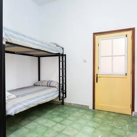 호스텔 El Del Cubo *