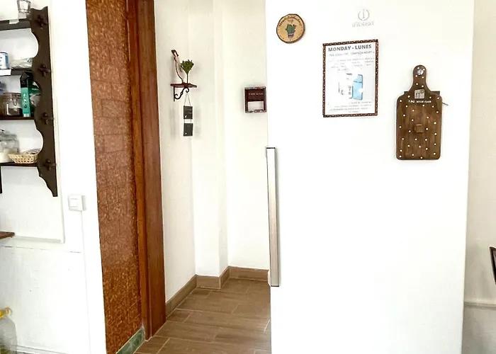 El Del Cubo Ostello *