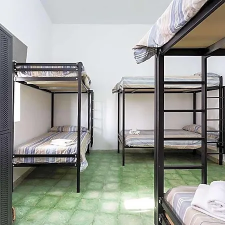 Hostel El Del Cubo *